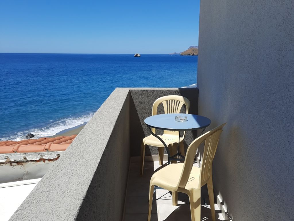 Voula Lentas Ditikos Beach Rooms