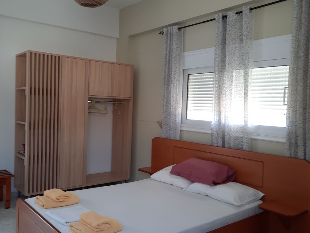 Voula Lentas Ditikos Beach Rooms