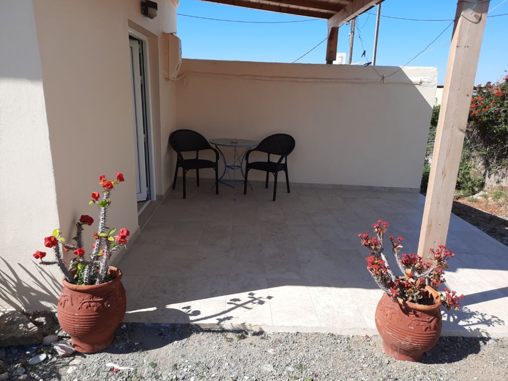 Voula Lentas Ditikos Beach Rooms