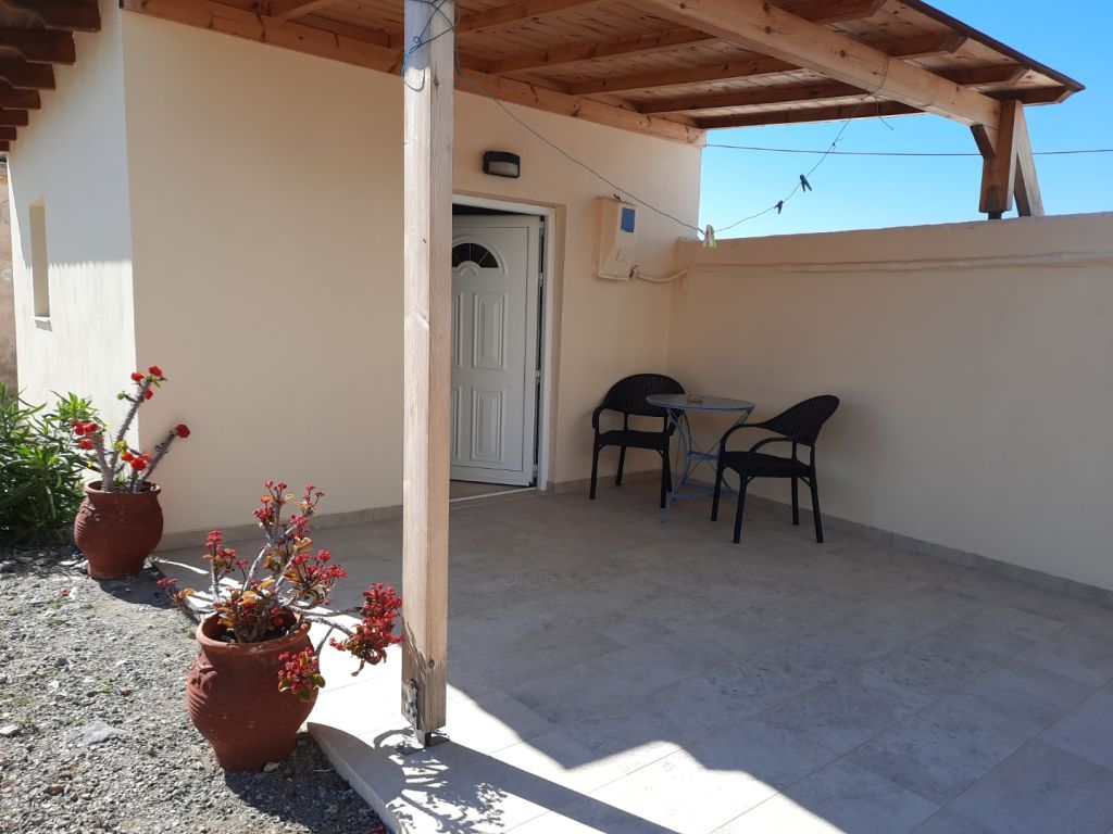 Voula Lentas Ditikos Beach Rooms