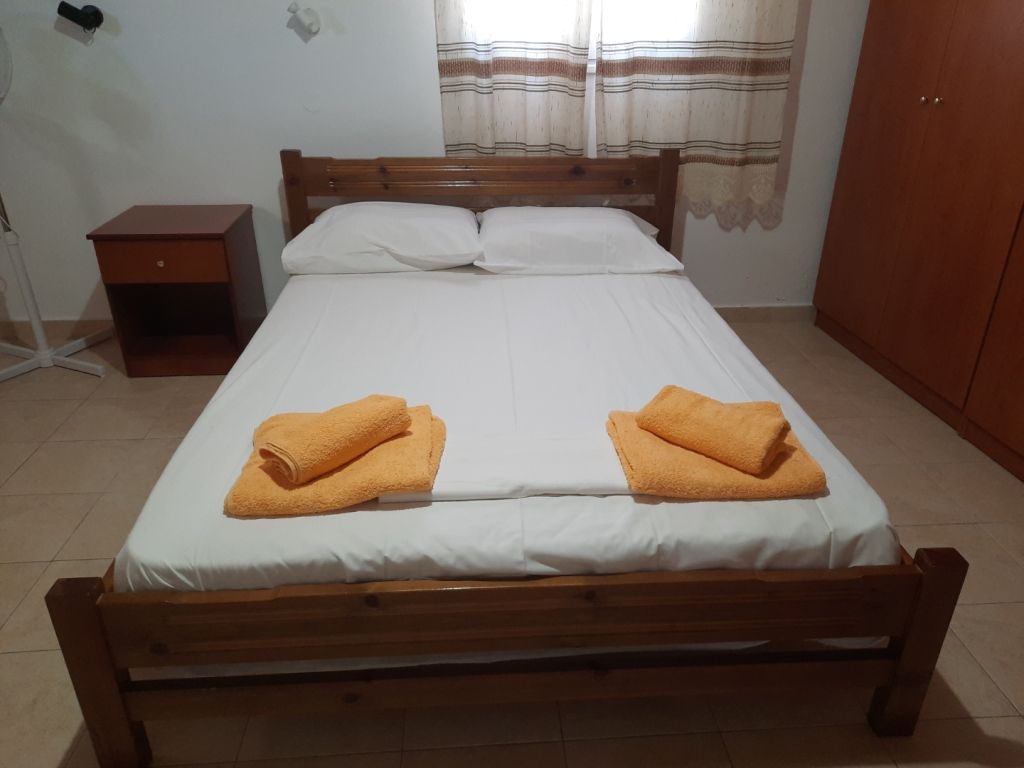 Voula Lentas Ditikos Beach Rooms